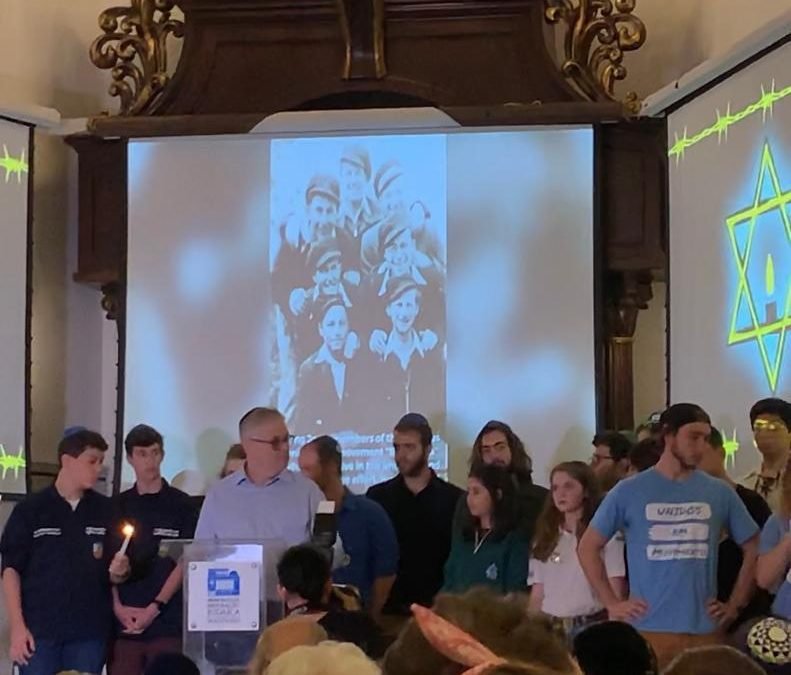 Ato Iom Hashoá com a Juventude da CIP