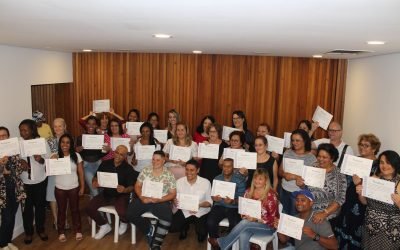 Formatura dos alunos do V Curso de Formação de Cuidadores de Idosos