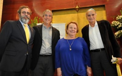 Debate sobre abordagens e desafios no uso das drogas lota a Sinagoga da CIP com a presença maciça de jovens