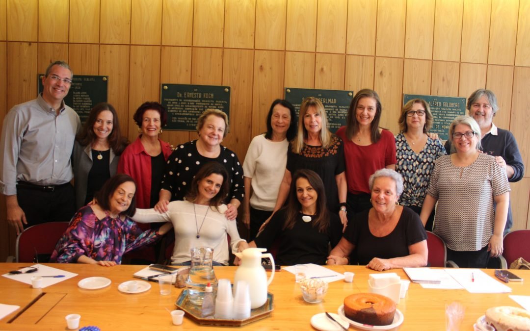 Reunião do grupo de relacionamento com os sócios