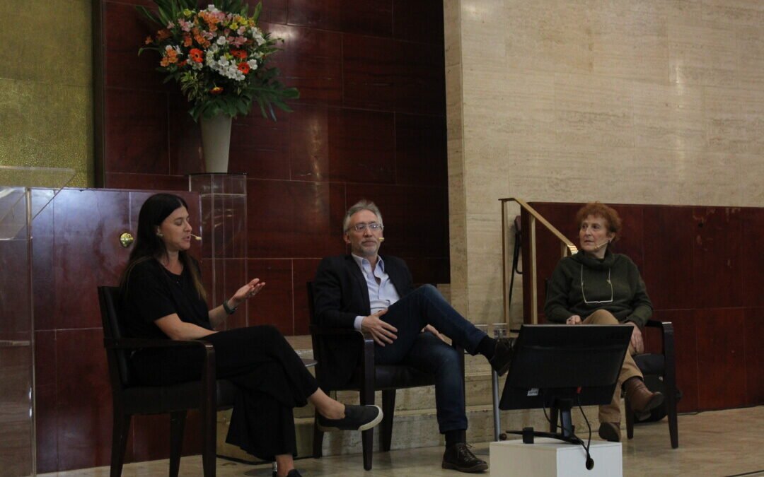 Professoras da Academia Judaica falam sobre seus cursos em aula magna na CIP