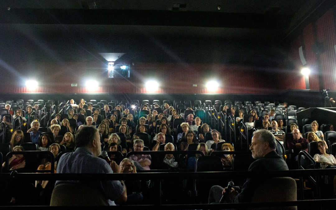 Diálogos: conversa entre Dan Stulbach e Christian Dunker lota sala de cinema