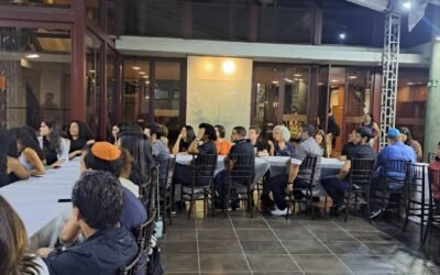 Cursinho Romã realiza jantar especial para voluntários, professores e alunos