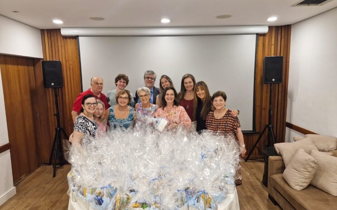 Voluntariado da CIP se reúne para alinhar objetivos e realizar um Mishloach Manot