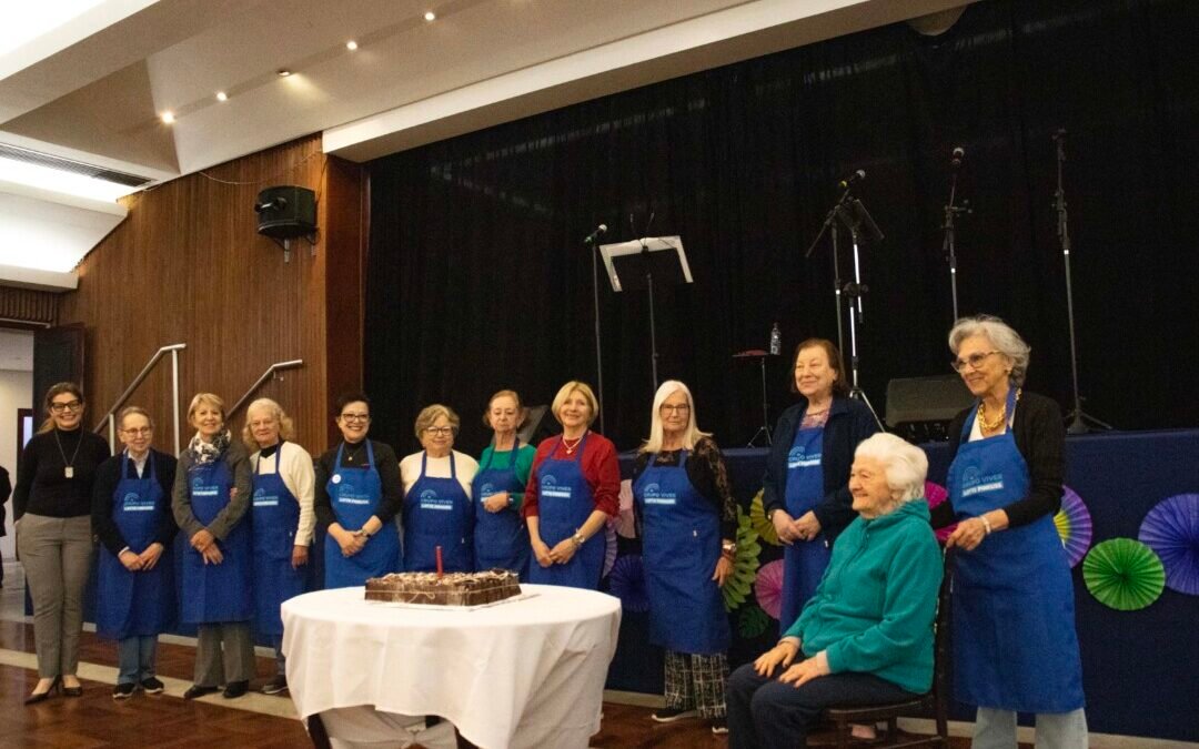 Grupo Viver Lotte Pinkuss celebra 73 anos com música, alegria e união