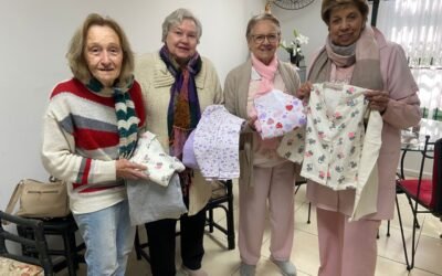 Costura da Boa Vontade entrega 47 pijamas infantis para crianças em tratamento oncológico