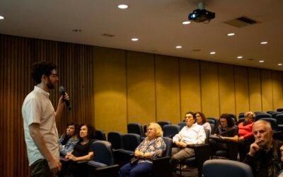Palestra com André Bain destacou segurança financeira após os 50