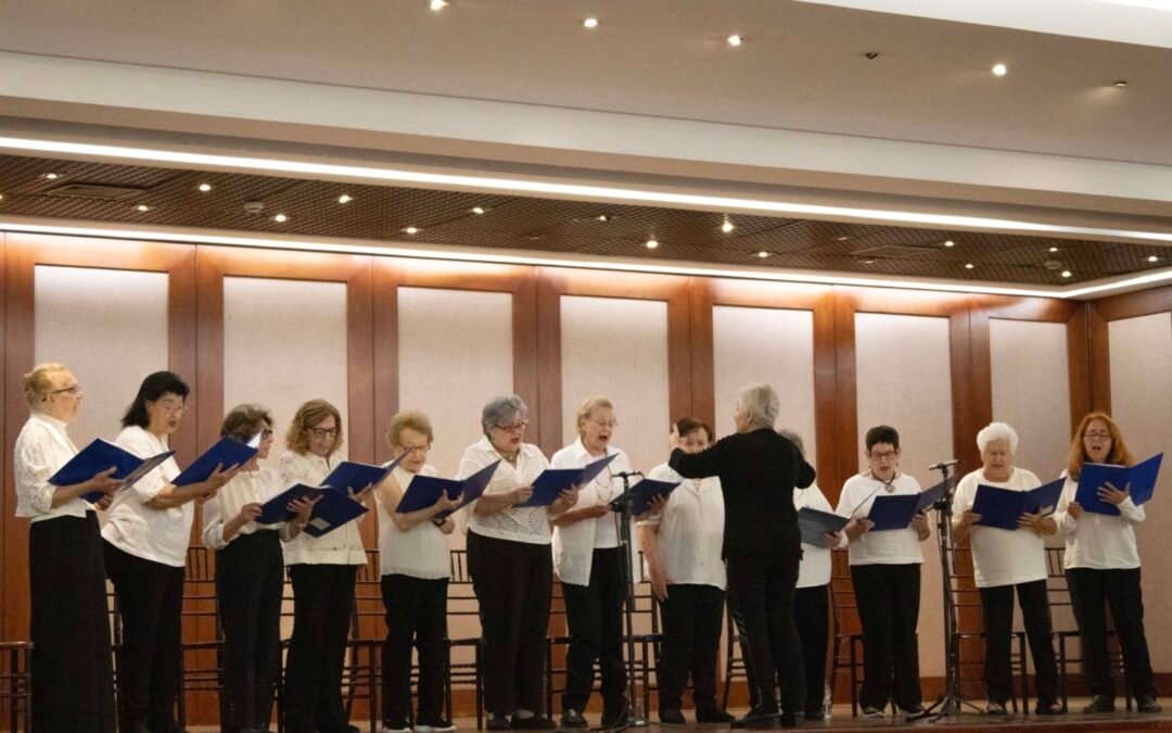 II Encontro de Corais reúne 125 participantes em tarde musical no Salão Nobre da CIP
