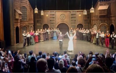 CIP marca presença na pré estreia de Dibuk, o musical