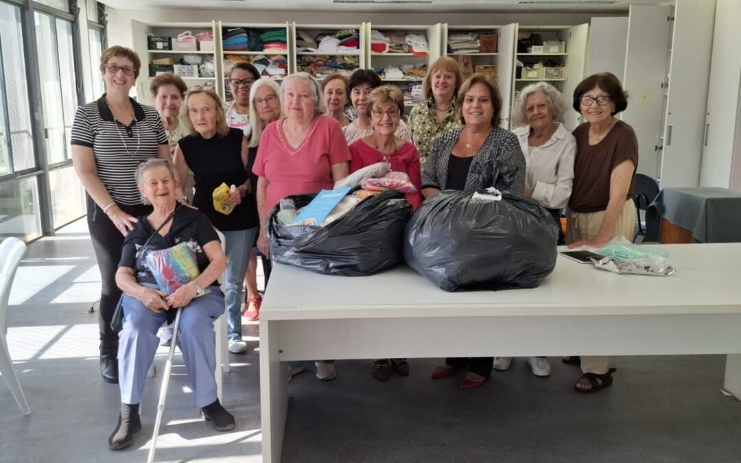 Costura da Boa Vontade realiza doação de kits de inverno ao Lar das Crianças da CIP